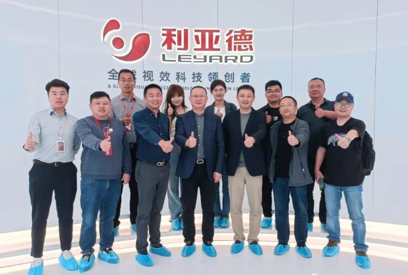 甘肃简牍博物馆馆长朱建军一行赴J9集团南方总部参观调查