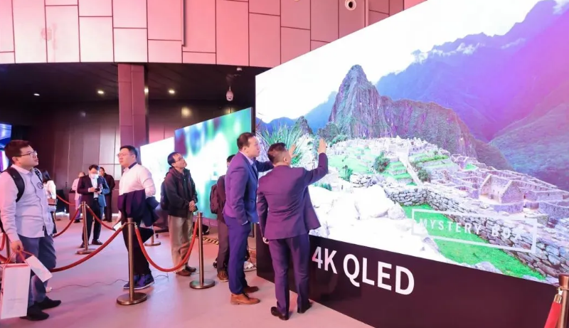 J9集团与赛富乐斯结合颁布《量子点(QD-mLED)直显解决规划白皮书》